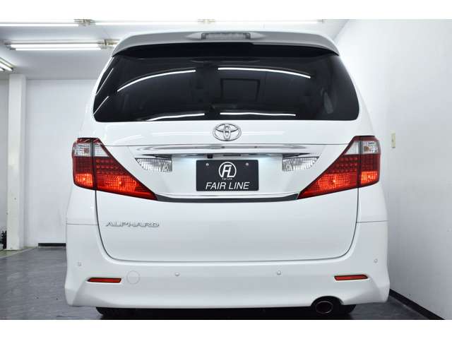 Toyota Alphard 11