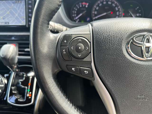 Toyota Esquire 12