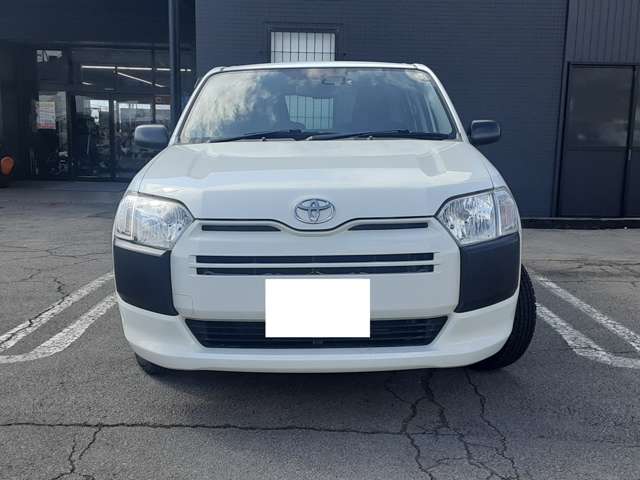 Toyota Succeed Van 3