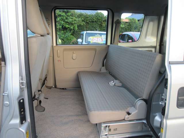 Nissan NV100 Clipper 11