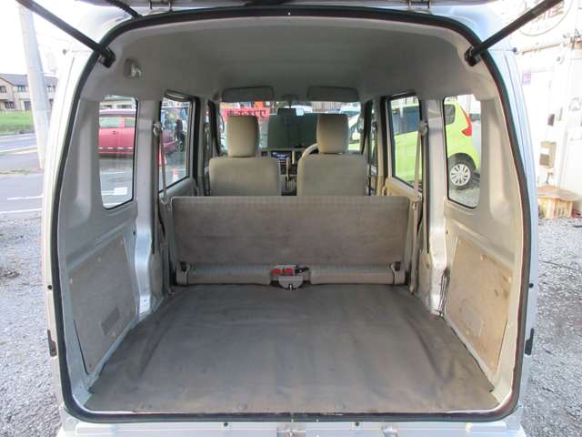 Nissan NV100 Clipper 7