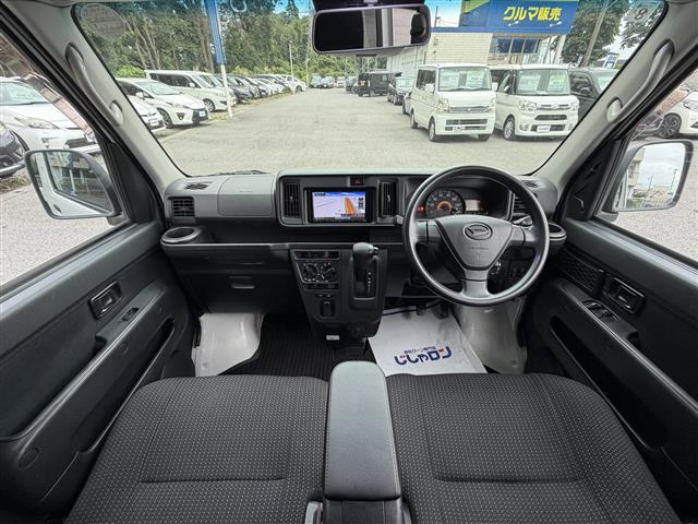 Daihatsu Hijet Cargo 5