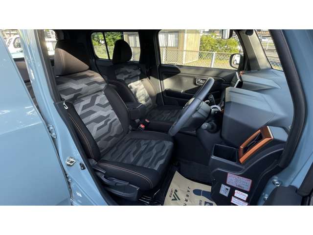 Daihatsu Taft 7