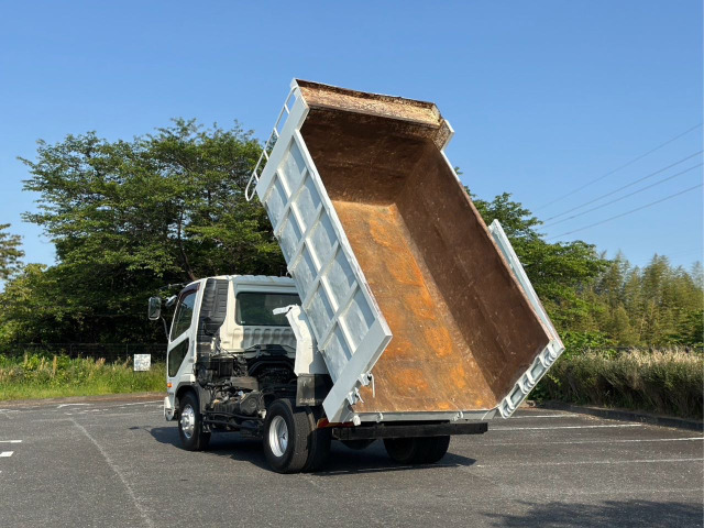Mitsubishi Fuso Fighter 3