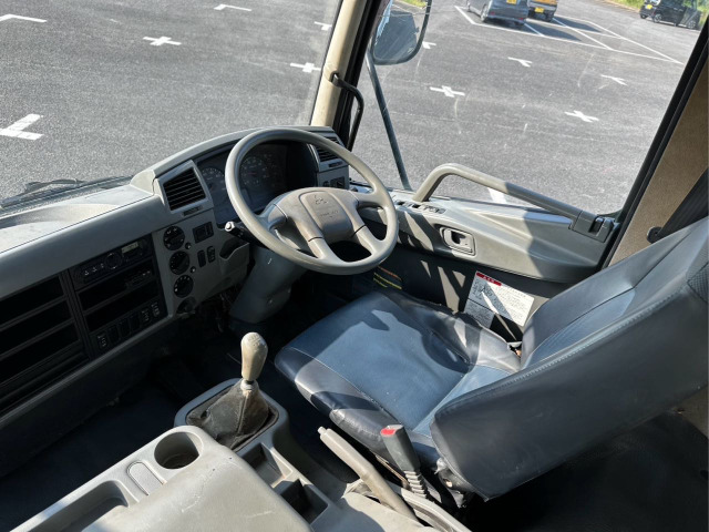 Mitsubishi Fuso Fighter 6