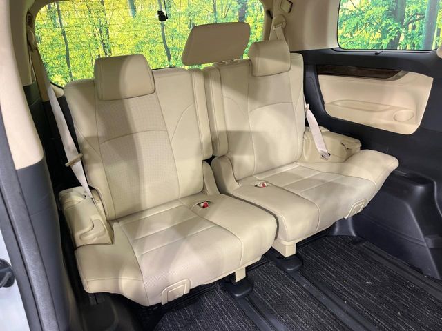 Toyota Alphard 10