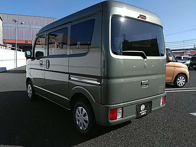 Suzuki Every 5