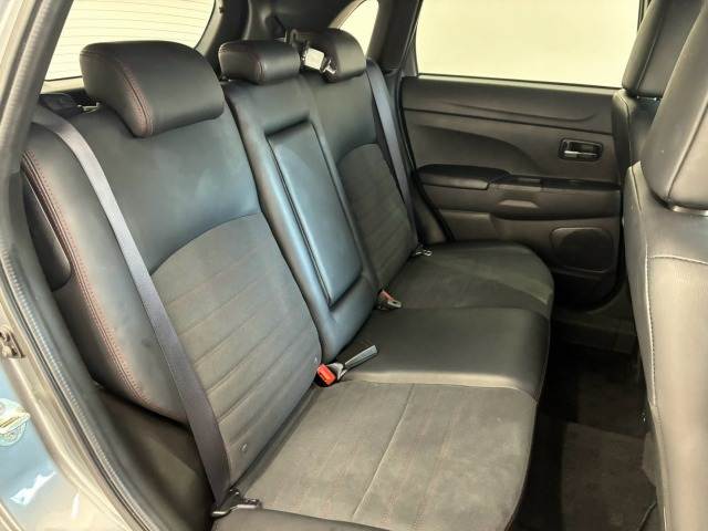 Mitsubishi RVR 12