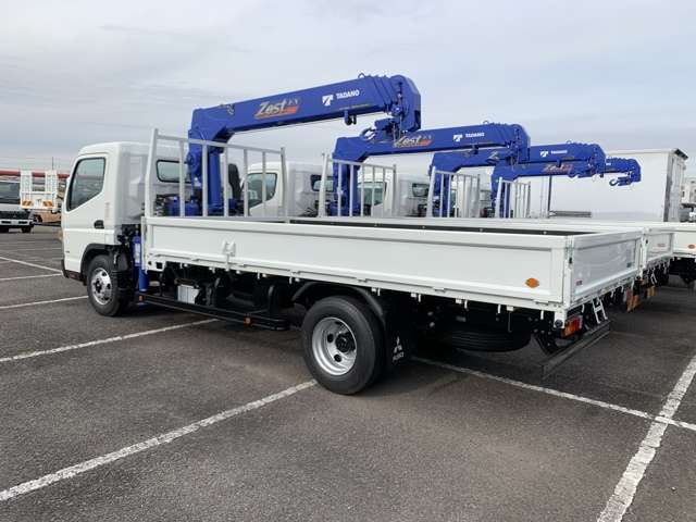Mitsubishi Fuso Canter 3