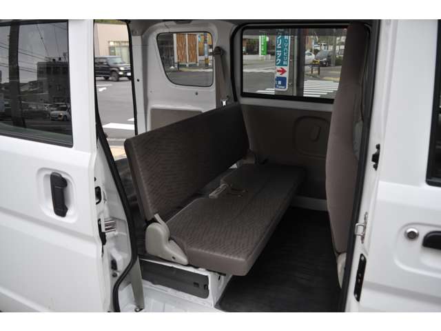 Nissan NV100 Clipper 11