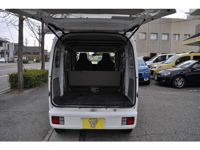 Nissan NV100 Clipper 12