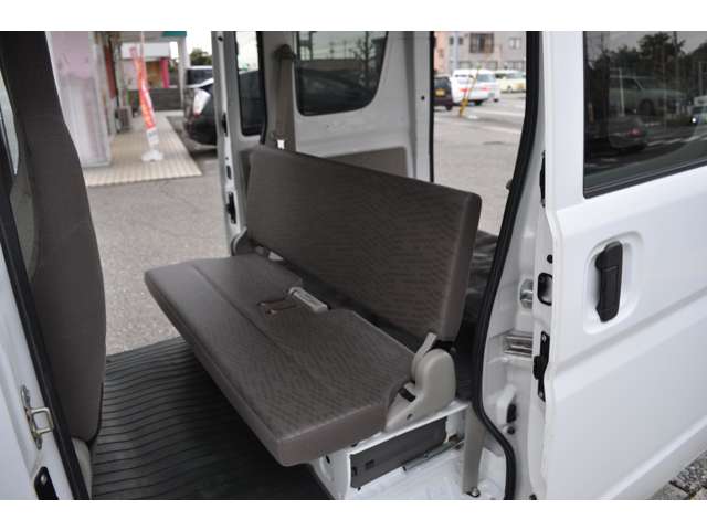 Nissan NV100 Clipper 9