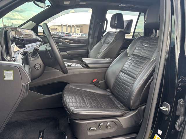 Cadillac エスカレード 11