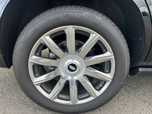 Cadillac エスカレード 8