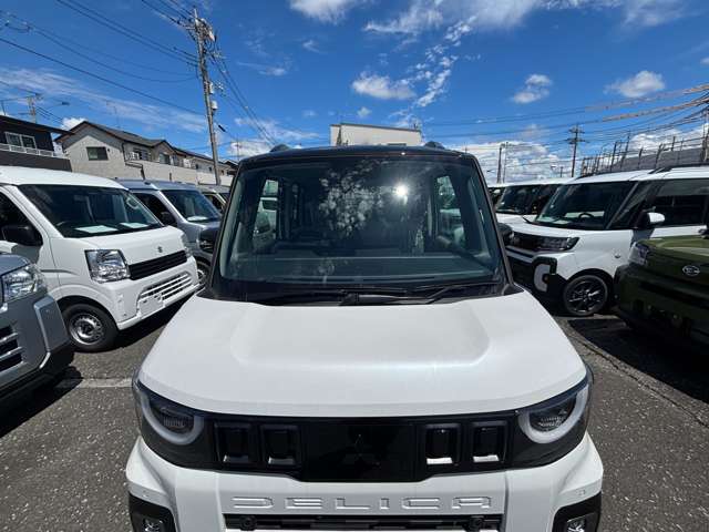 Mitsubishi Delica Mini 12