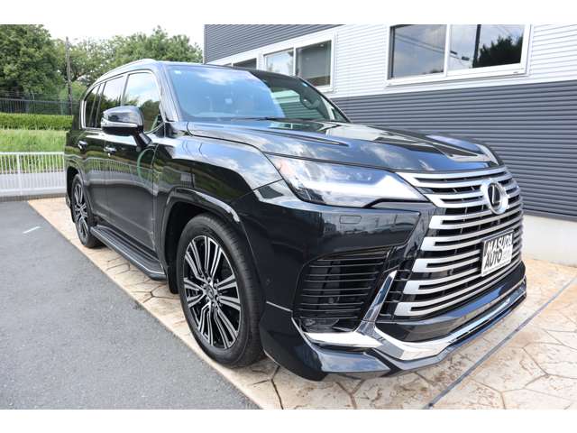 Lexus LX 3