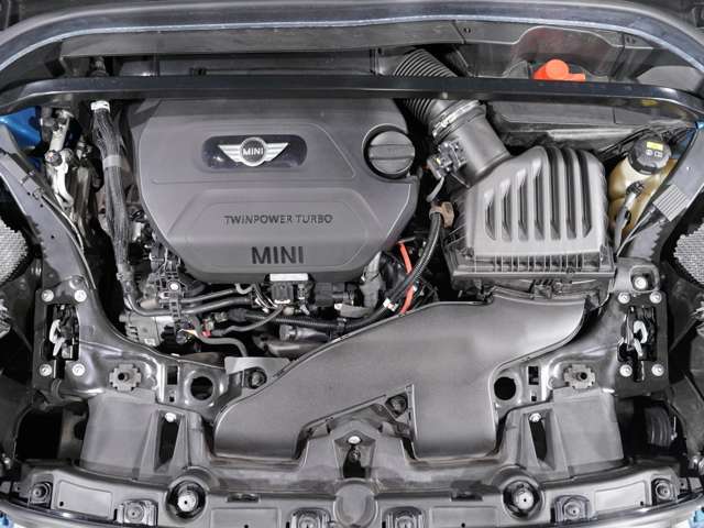 MINI Crossover 7