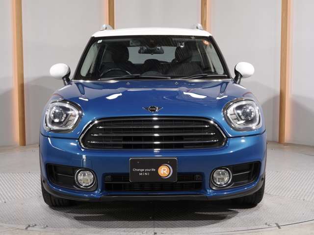 MINI Crossover 8