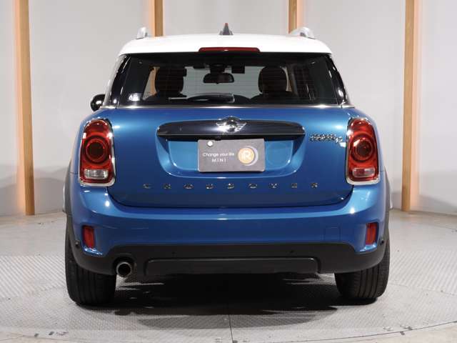MINI Crossover 9