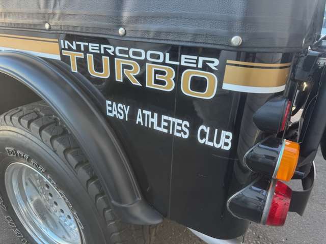 Mitsubishi Jeep 9