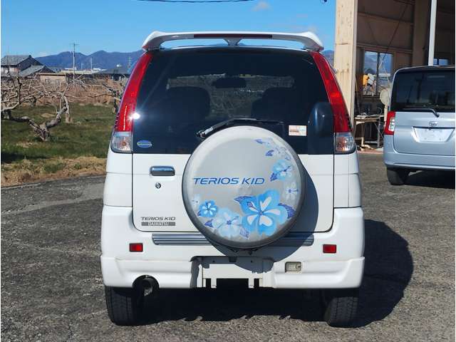 Daihatsu Terios Kid 7