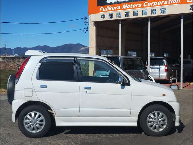 Daihatsu Terios Kid 9