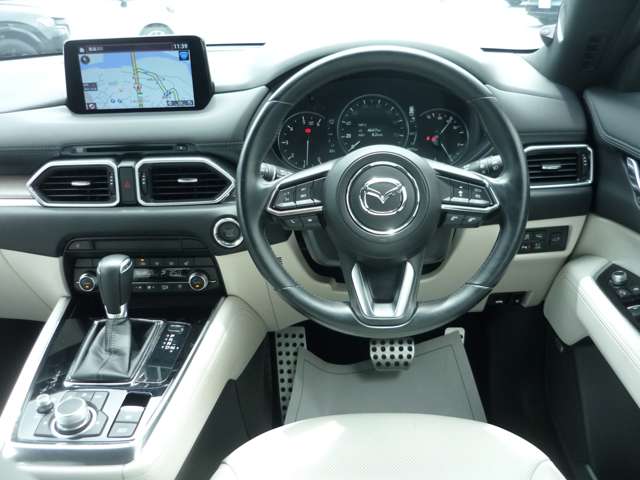 Mazda CX-8 4