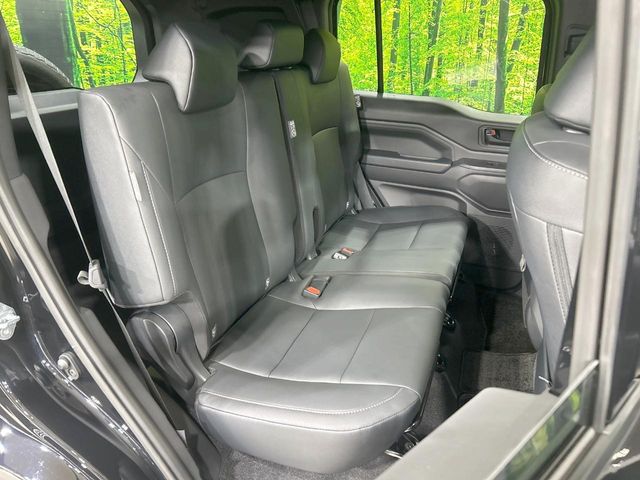 Toyota Land Cruiser FJ 9