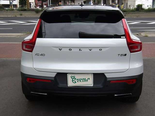 Volvo XC40 5
