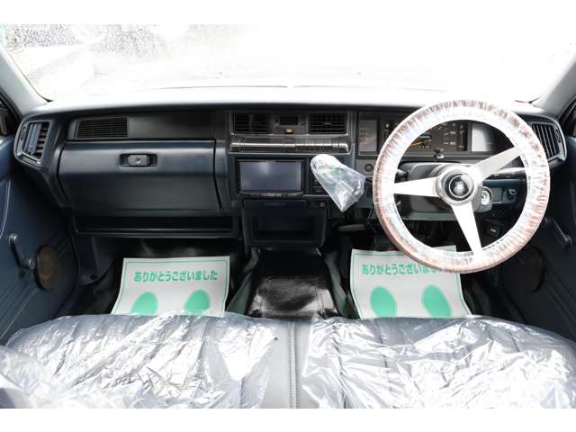 Toyota Crown Van 3
