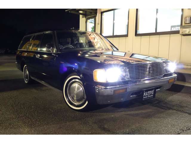 Toyota Crown Van 4