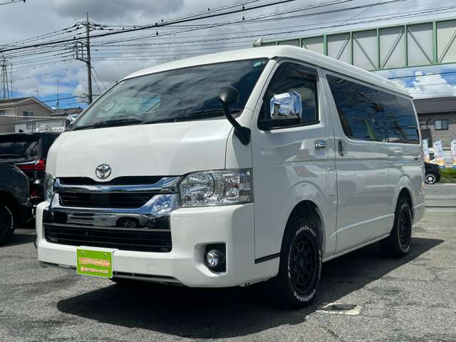 Toyota Hiace 3