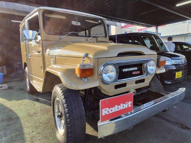 Toyota Land Cruiser 40 6