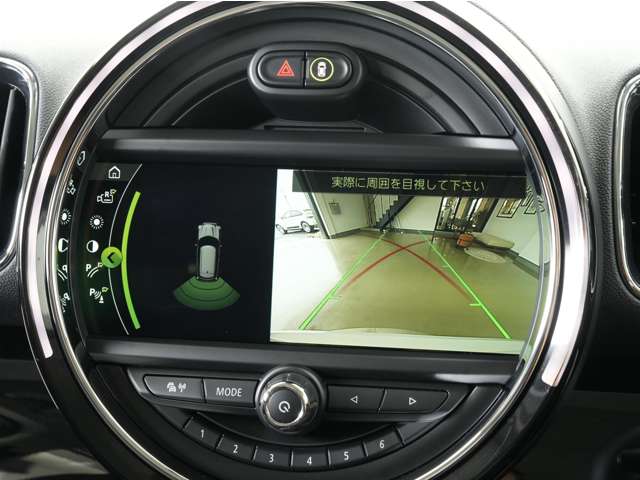 MINI Crossover 11