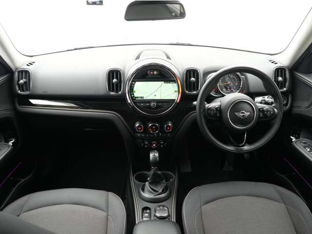 MINI Crossover 4