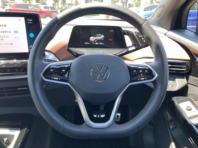 Volkswagen ID.4 10