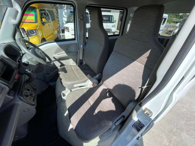 Nissan NV100 Clipper 11