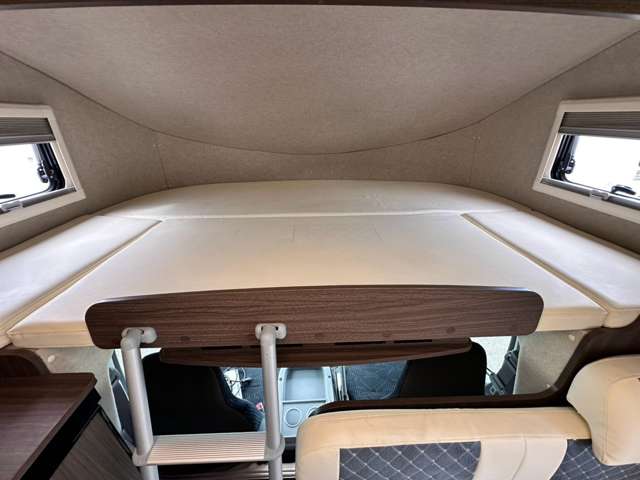 Toyota Camroad 8