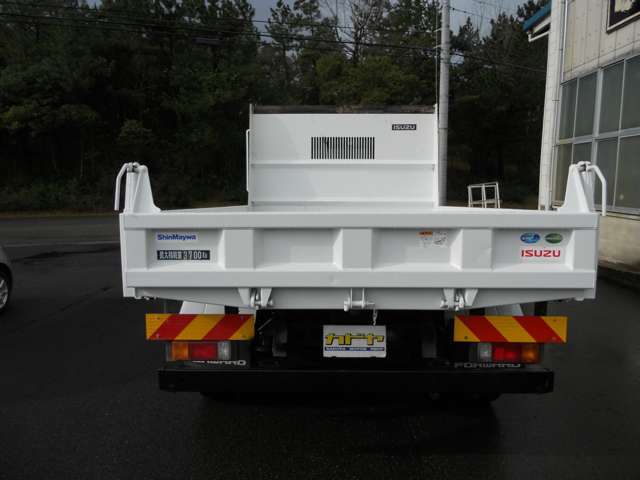 Isuzu Forward 6