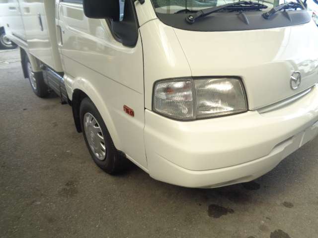 Mazda Bongo Truck 3