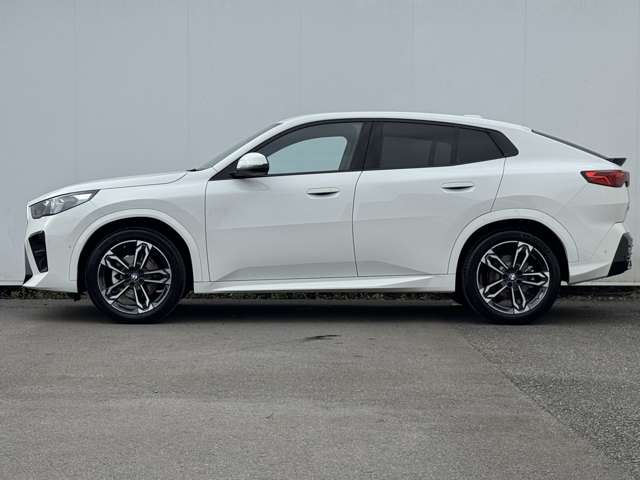 BMW X2 6