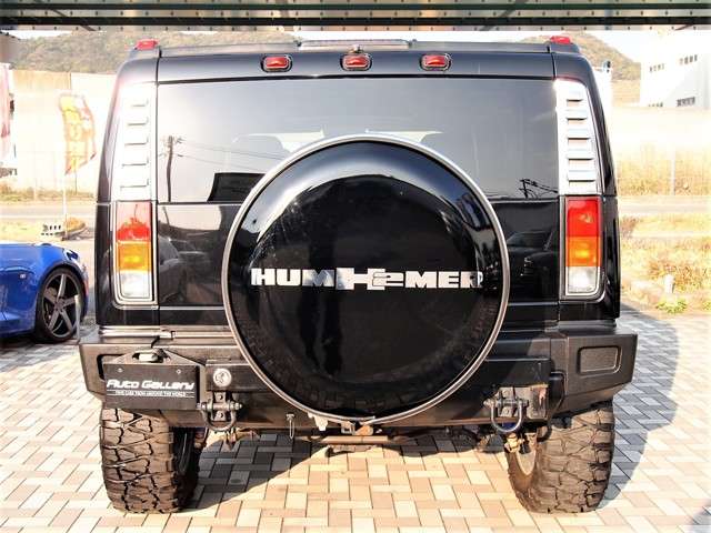Hummer H2 3