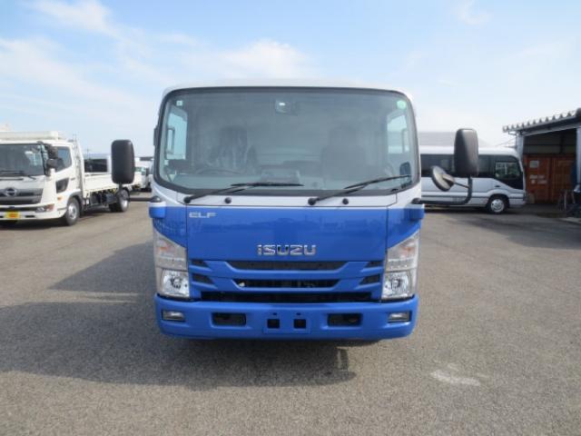 Isuzu Elf 6