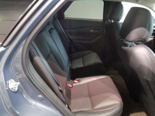 Mazda CX-30 10
