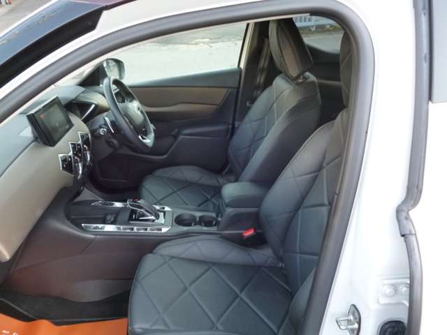 DS Automobiles DS 3 Crossback 8