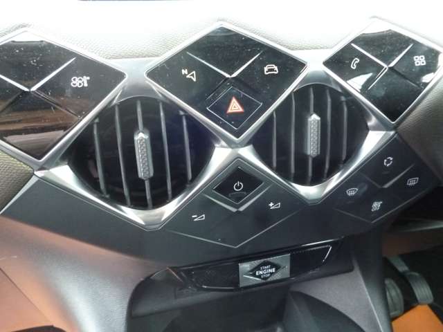 DS Automobiles DS 3 Crossback 10