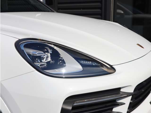 Porsche Cayenne Coupe 11