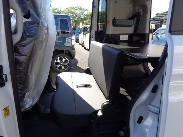 Suzuki Spacia Base 11