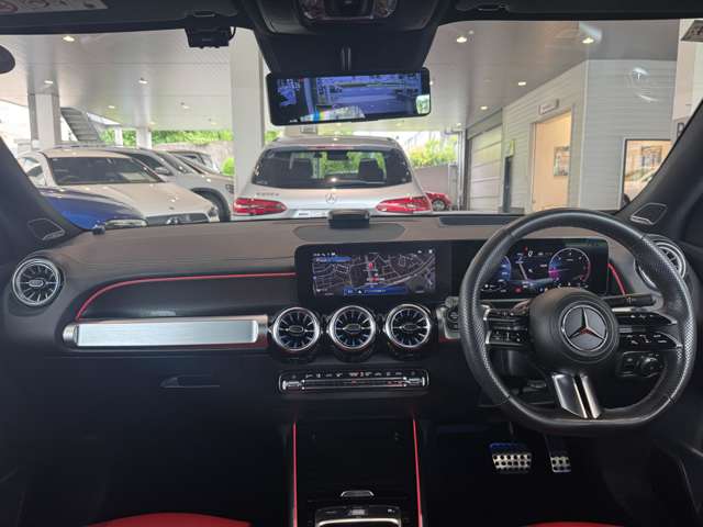Mercedes-Benz GLB 6