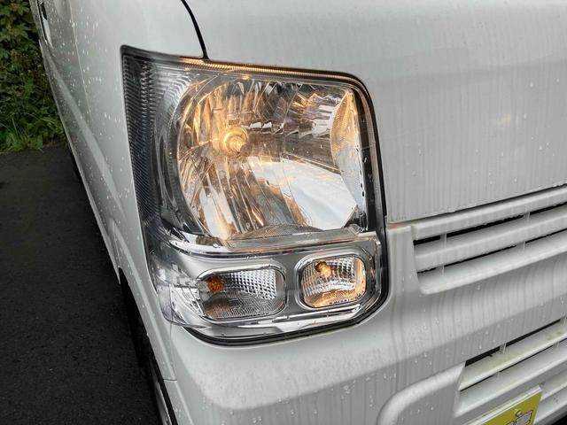 Mitsubishi Minicab Van 12